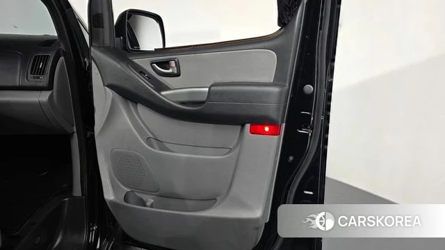 Hyundai The New Grand Starex id 5014021 из Кореи 17