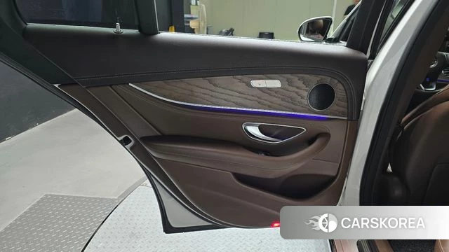 Mercedes-Benz E-Class W213 id 4931136 из Кореи 17
