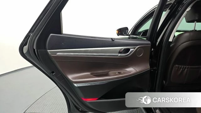 Hyundai The New Grandeur IG id 4697549 из Кореи 17