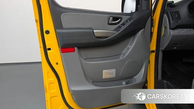 Hyundai The New Grand Starex id 5041217 из Кореи 17