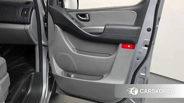 Hyundai The New Grand Starex id 4960305 из Кореи 17