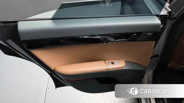 Hyundai Grandeur Hybrid (GN7) id 4980826 из Кореи 17