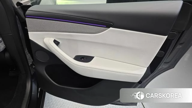 Tesla Model Y id 4934443 из Кореи 17