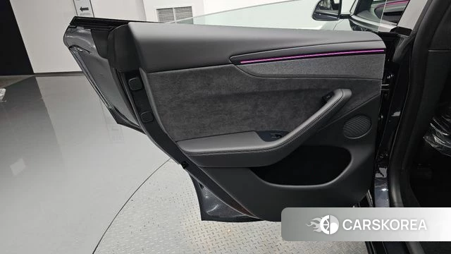 Tesla Model Y id 5010896 из Кореи 17