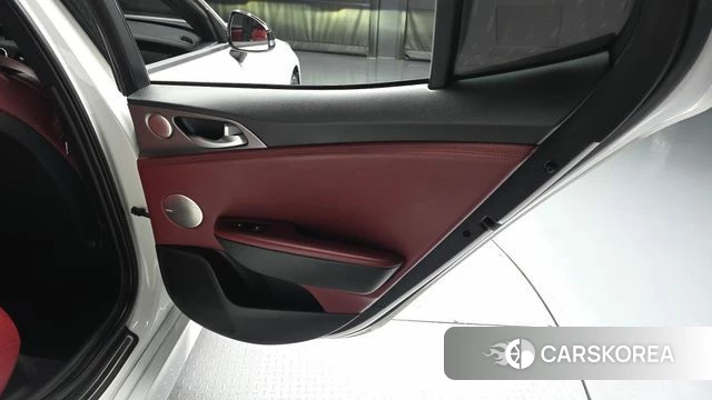 Kia Stinger id 4967436 из Кореи 17