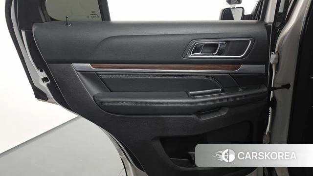 Ford Explorer id 4988031 из Кореи 17