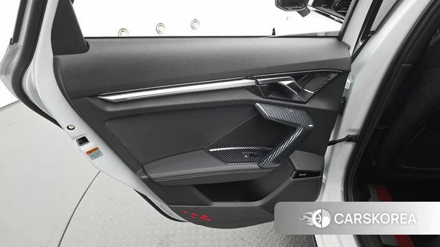 Audi A3 (8Y) id 5010920 из Кореи 17