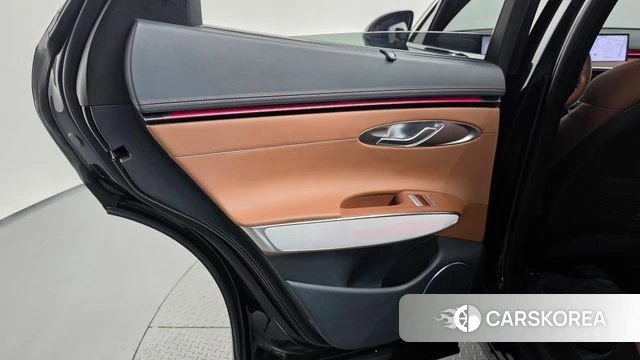 Genesis GV70 id 5045817 из Кореи 17