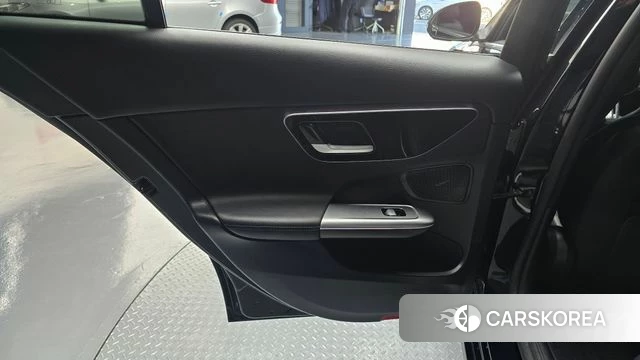 Mercedes-Benz C-Class W206 id 5022157 из Кореи 17
