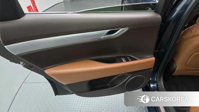 Genesis G80 (RG3) id 5013158 из Кореи 17