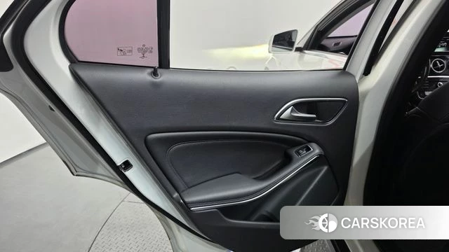 Mercedes-Benz GLA-Class X156 id 5004138 из Кореи 17