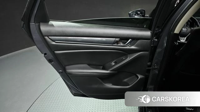 Honda Accord 10th Generation id 5040726 из Кореи 17
