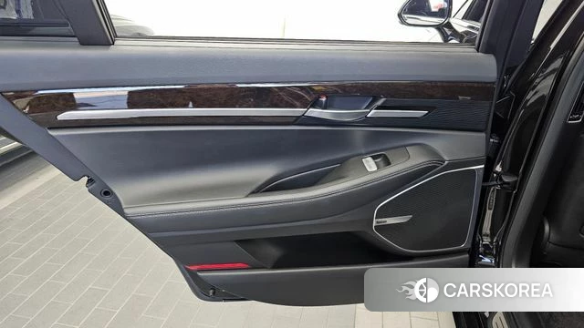 Genesis G90 id 4952838 из Кореи 17