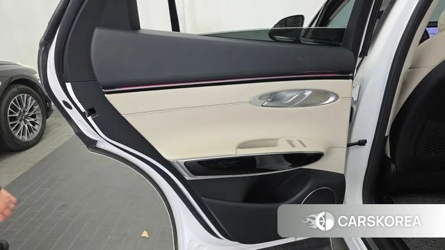 Genesis GV70 id 4990748 из Кореи 17