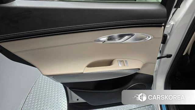 Genesis GV70 id 4941547 из Кореи 17