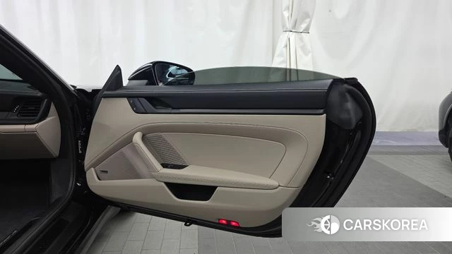 Porsche 911(992) id 4984960 из Кореи 17