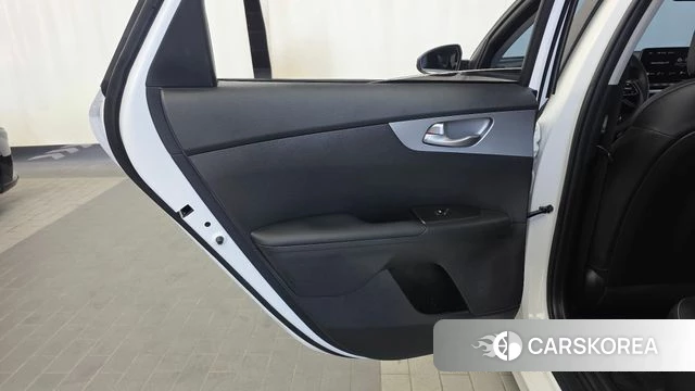 Kia The New K3 2nd generation id 4935195 из Кореи 17