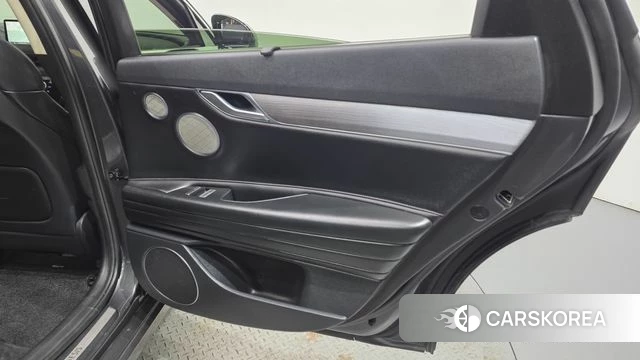 Genesis G80 (RG3) id 4997744 из Кореи 17