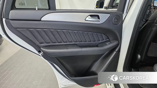 Mercedes-Benz GLE - Class W166 id 5013925 из Кореи 17