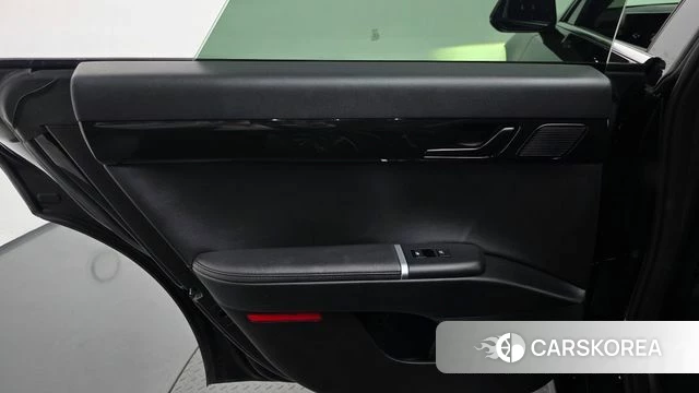 Hyundai Grandeur Hybrid (GN7) id 5039844 из Кореи 17