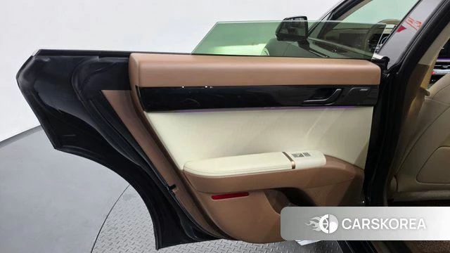 Hyundai Grandeur Hybrid (GN7) id 5016841 из Кореи 17