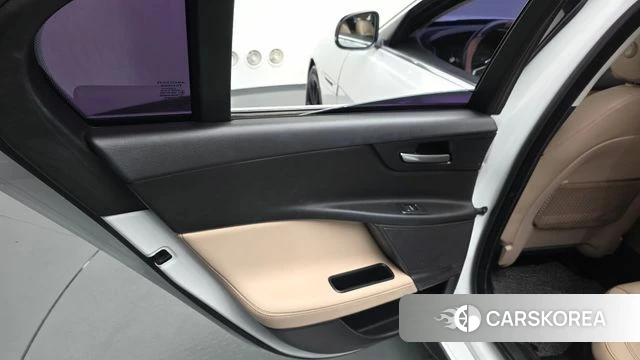 Jaguar XE id 4931183 из Кореи 17