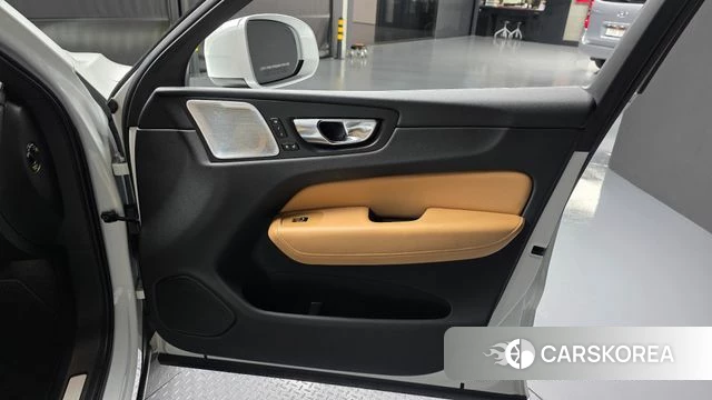 Volvo XC60 second Generation id 4998615 из Кореи 17