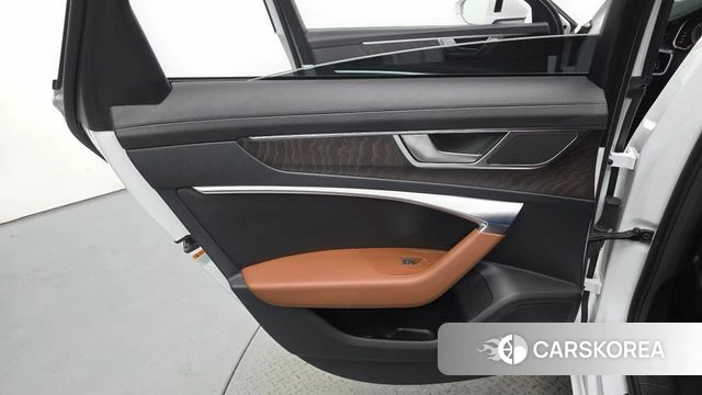 Audi A6 (C8) id 4905945 из Кореи 17