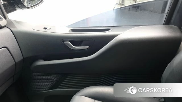 Hyundai Staria id 4950167 из Кореи 17