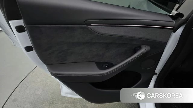 Tesla Model Y id 5032806 из Кореи 17