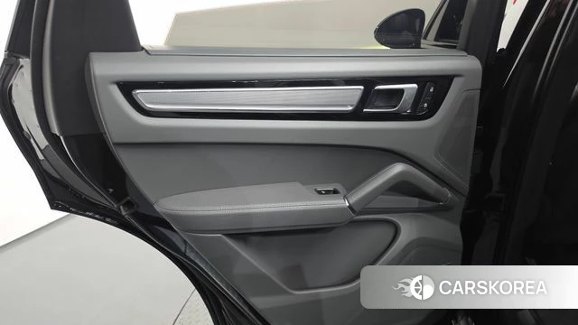 Porsche Cayenne (PO536) id 4991320 из Кореи 17