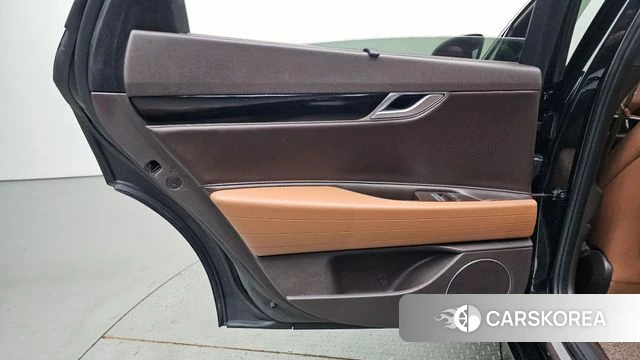 Genesis G80 (RG3) id 4981944 из Кореи 17