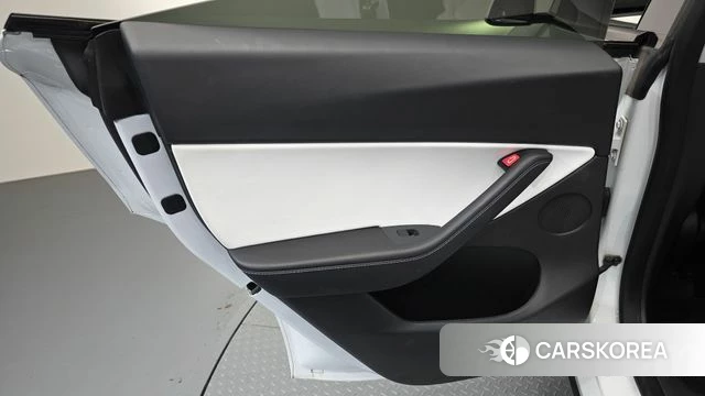 Tesla Model Y id 5047589 из Кореи 17
