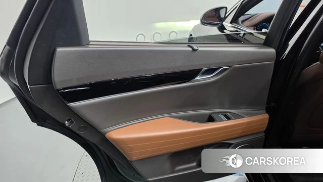 Genesis G80 (RG3) id 4923160 из Кореи 17
