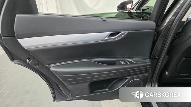 Genesis G80 (RG3) id 5026332 из Кореи 17