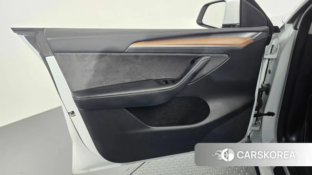 Tesla Model Y id 5046656 из Кореи 17