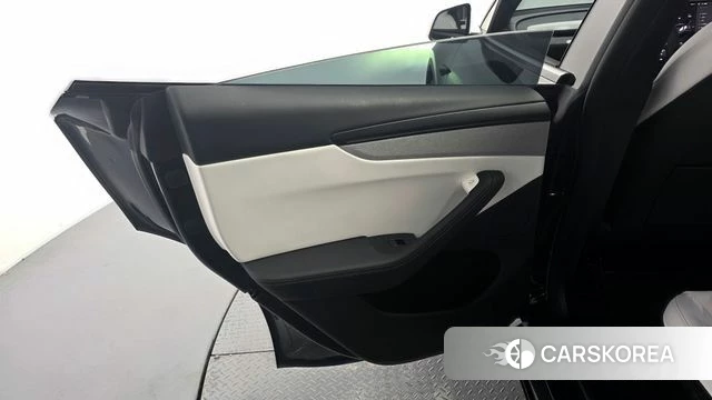 Tesla Model Y id 4847214 из Кореи 17
