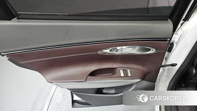 Genesis GV70 id 4943016 из Кореи 17