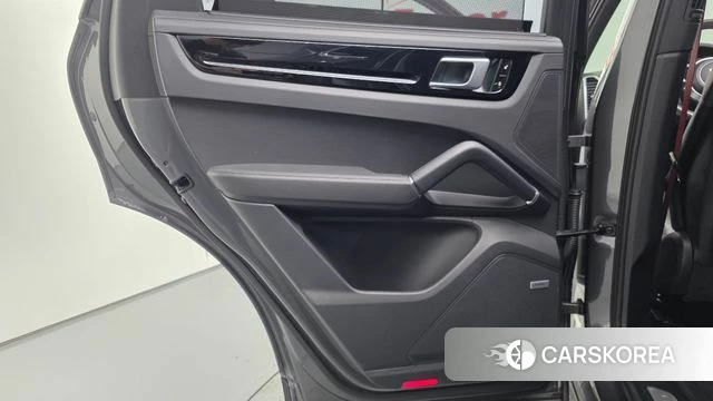Porsche Cayenne (PO536) id 4923870 из Кореи 17