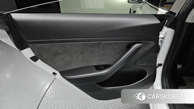Tesla Model 3 id 4894784 из Кореи 17