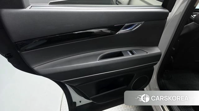 Genesis GV80 id 4942560 из Кореи 17