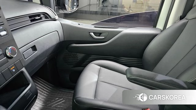 Hyundai Staria id 4593173 из Кореи 17