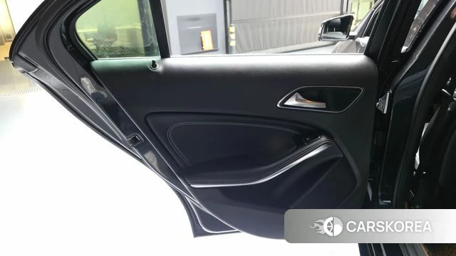 Mercedes-Benz A-Class W176 id 5054710 из Кореи 17