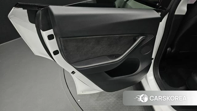 Tesla Model Y id 4997482 из Кореи 17