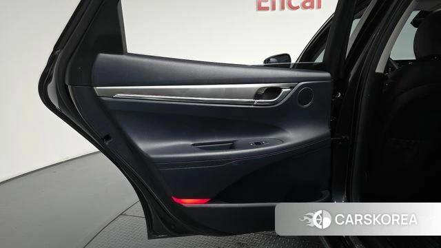 Hyundai The New Grandeur IG Hybrid id 5013076 из Кореи 17