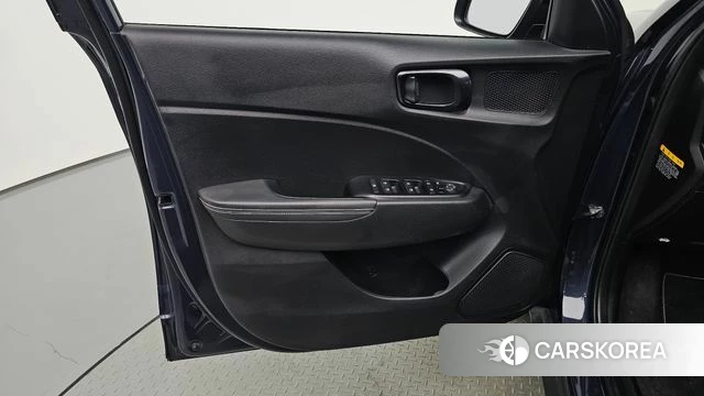 Hyundai Venue id 5018389 из Кореи 17