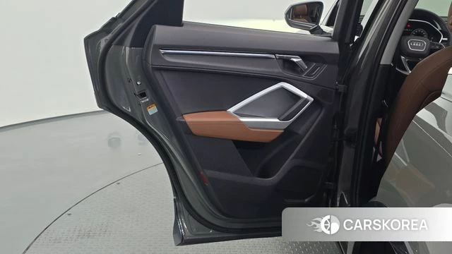 Audi Q3 (F3) id 4986351 из Кореи 17