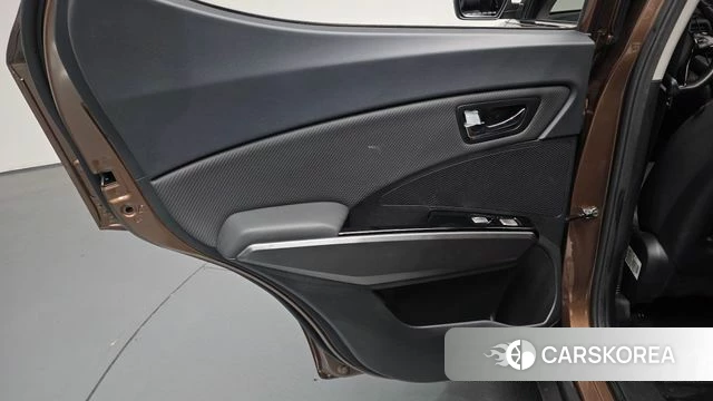 Ssangyong Tivoli Air id 5024158 из Кореи 17