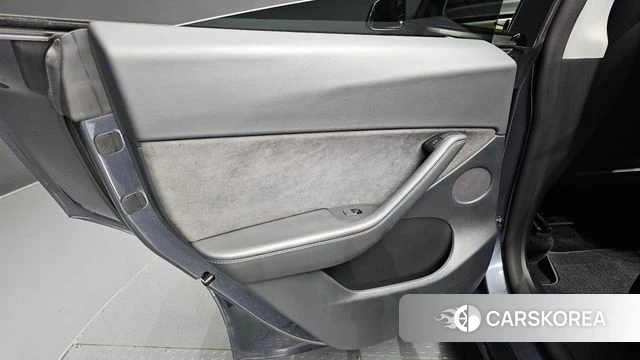 Tesla Model Y id 4942403 из Кореи 17