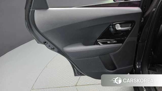 Kia The New Niro id 5018246 из Кореи 17
